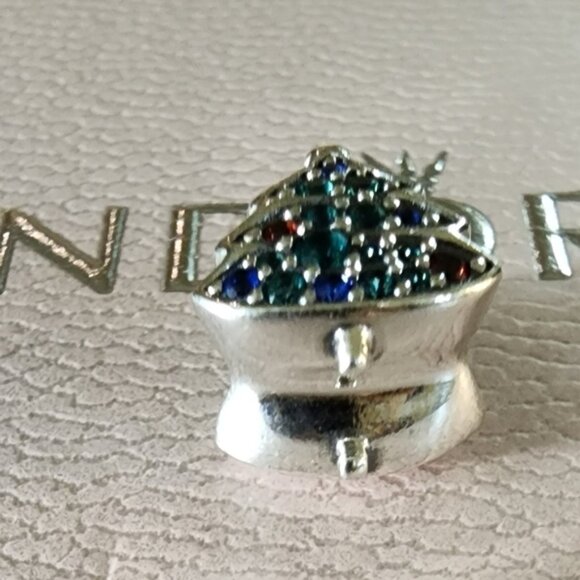 Pandora Christmas Tree Charm - Picture 4 of 9